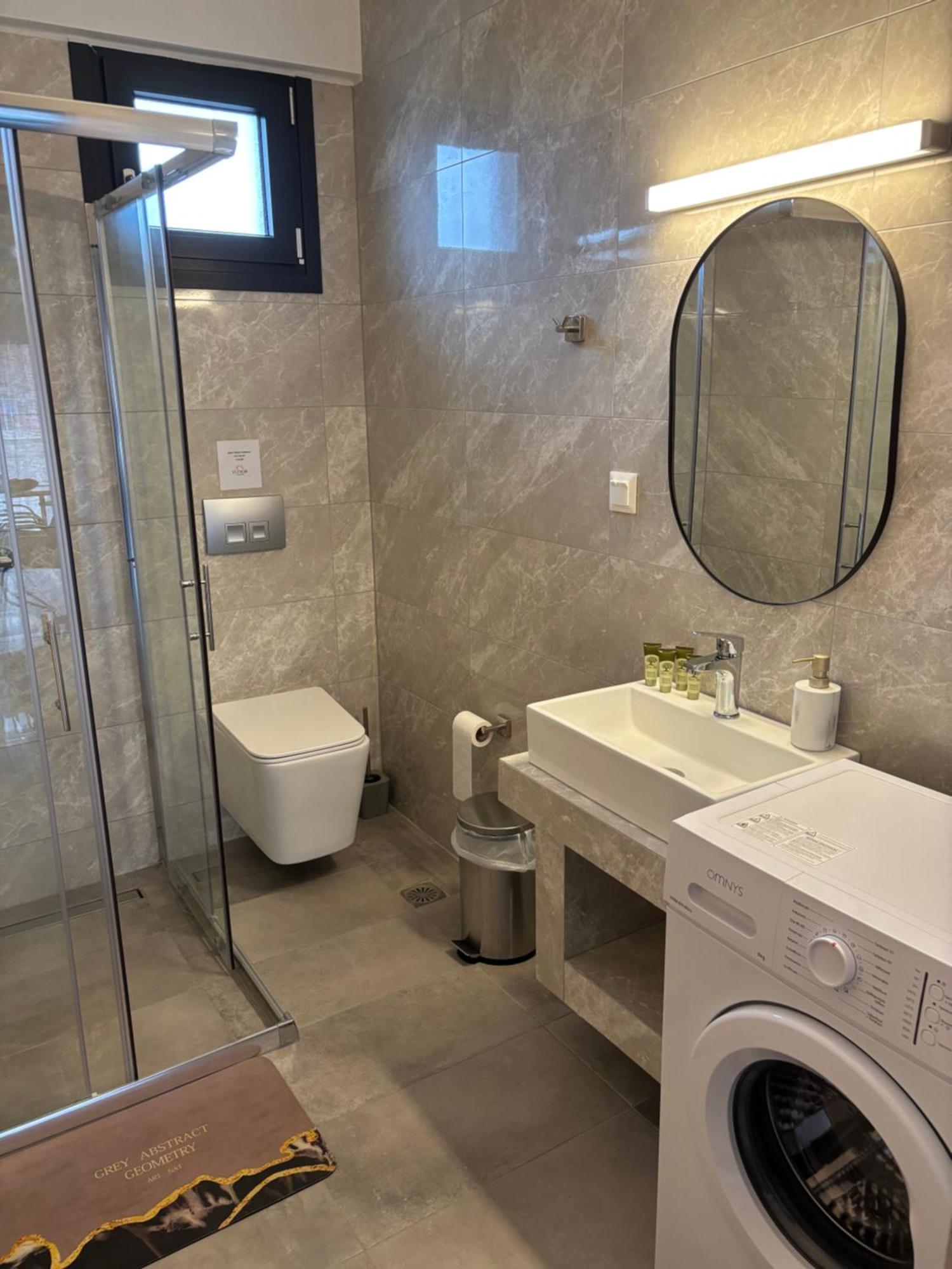 Elinor Apartments فلوغيتا المظهر الخارجي الصورة