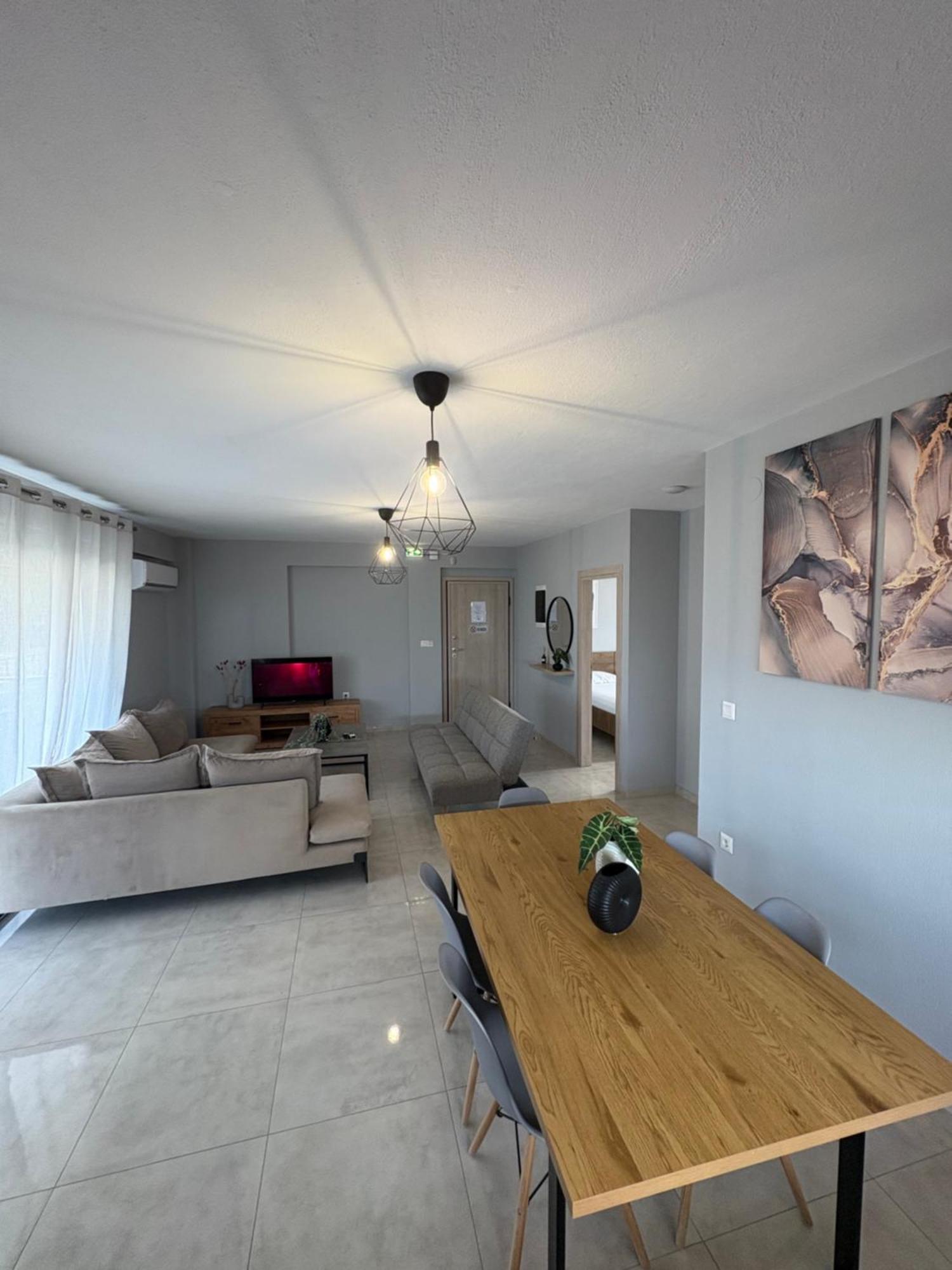 Elinor Apartments فلوغيتا المظهر الخارجي الصورة