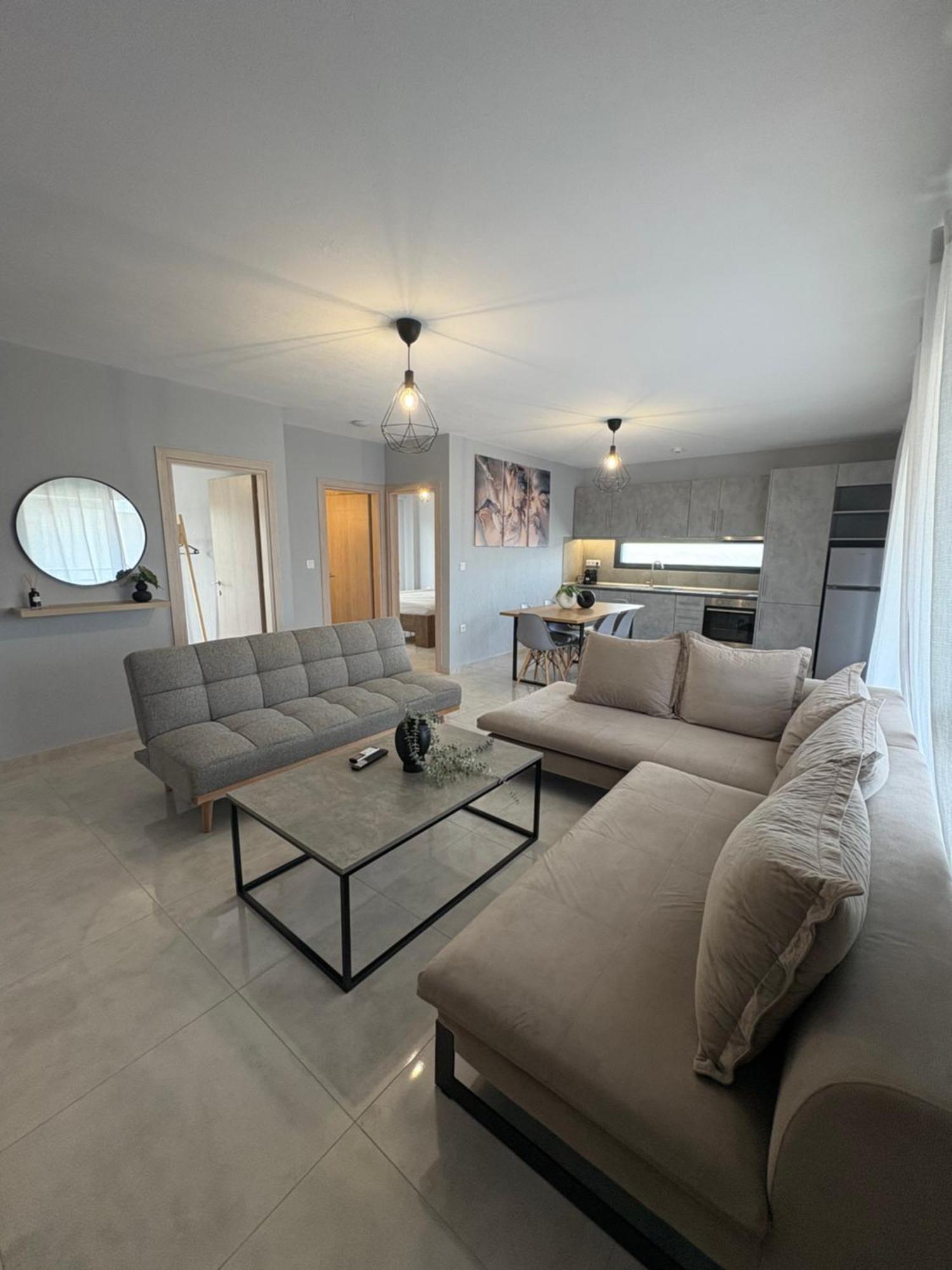 Elinor Apartments فلوغيتا المظهر الخارجي الصورة