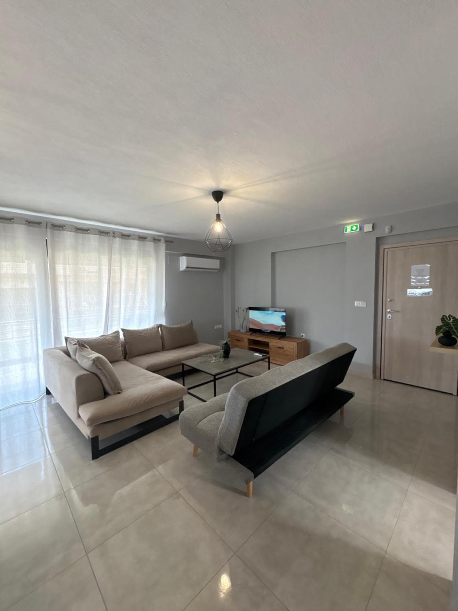 Elinor Apartments فلوغيتا المظهر الخارجي الصورة